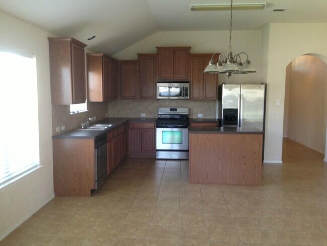 Building Photo - 1200 Rainbow Cove