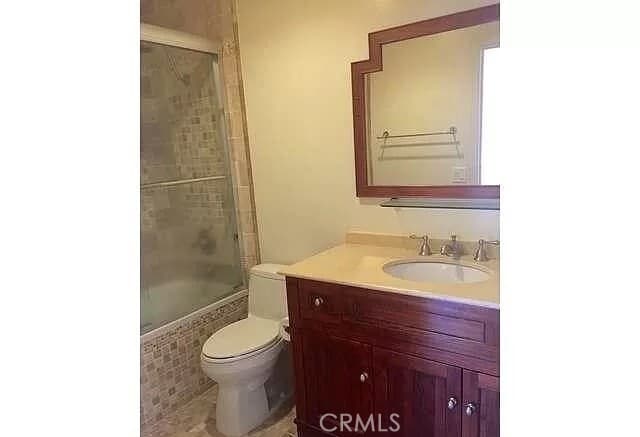 Building Photo - 1154 S Barrington Ave