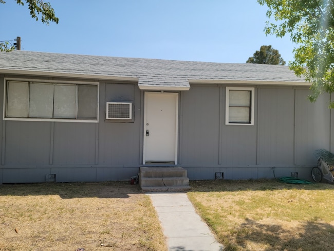 Building Photo - 2 bedroom condo in Overton