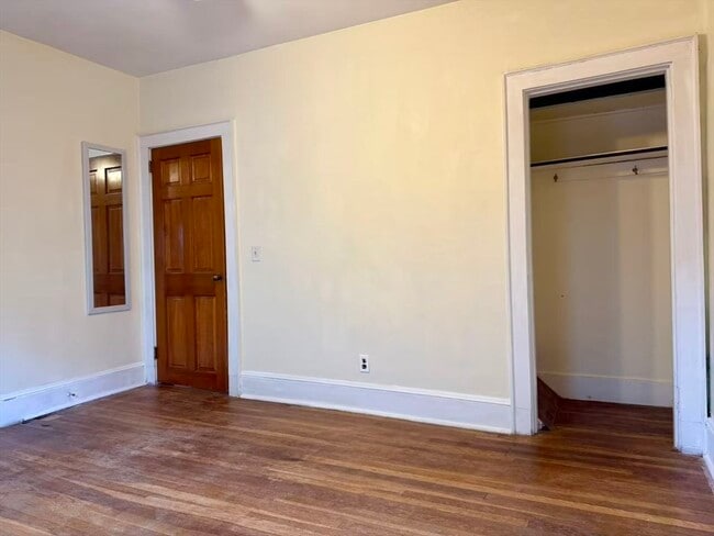 Building Photo - 24 Arden St