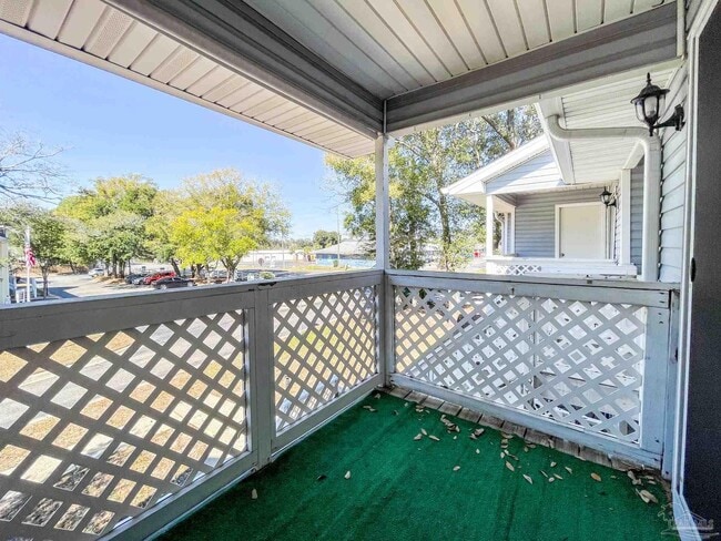 Building Photo - 601 E Burgess Rd