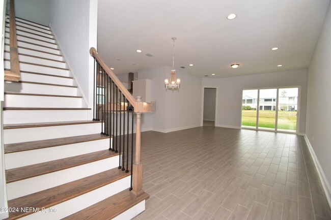 Building Photo - 635 Rum Runner Wy