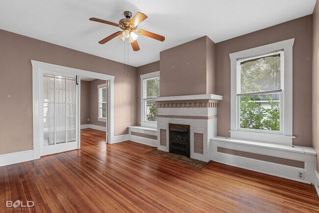 Building Photo - 411 Rutherford St