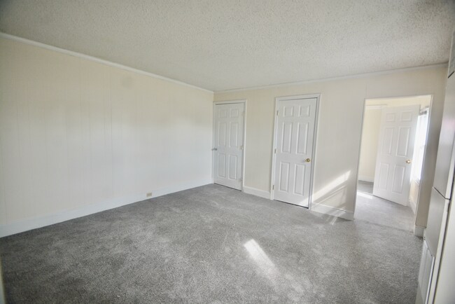 Building Photo - BLAISDELL 303