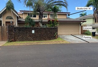 Building Photo - Quaint Kahana Studio- 50 yards to the beach!