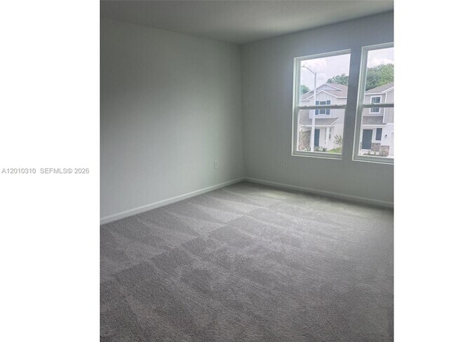 Building Photo - 5423 Meadow Walk Dr