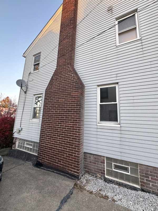 Building Photo - 11104 Lincoln Ave