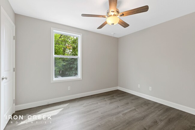 Building Photo - Stunning Pet-Friendly New Construction Dup...