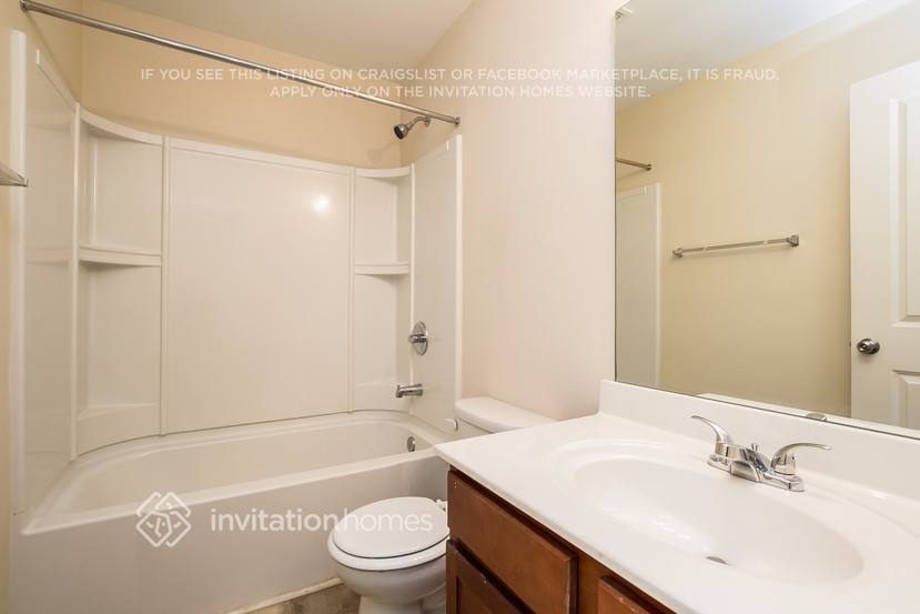 Building Photo - 4263 Violet Way Ct