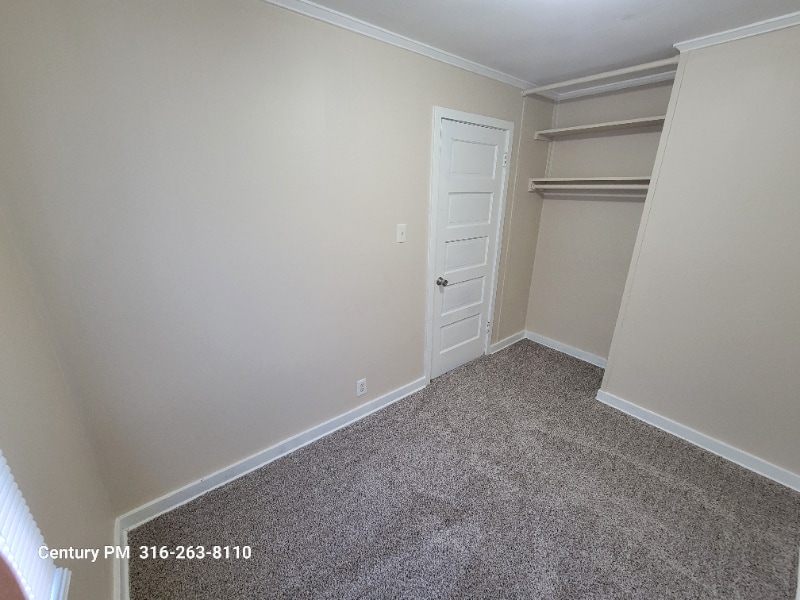 Building Photo - 4011 E Whitney Ln