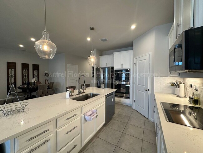 Building Photo - 5580 Vigo Lp