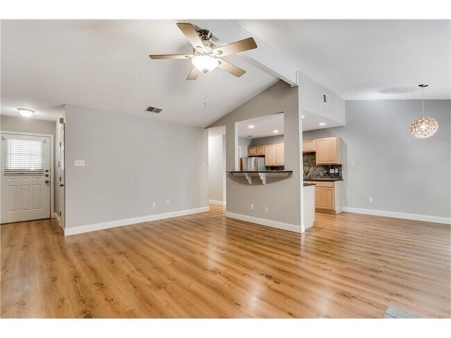 Building Photo - 5107 Leralynn St