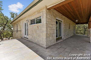 Building Photo - 807 Happy View