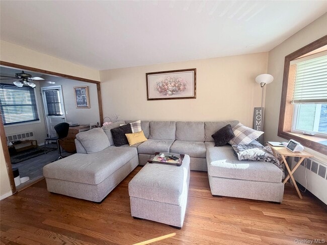 Building Photo - 87 Indian Head Rd