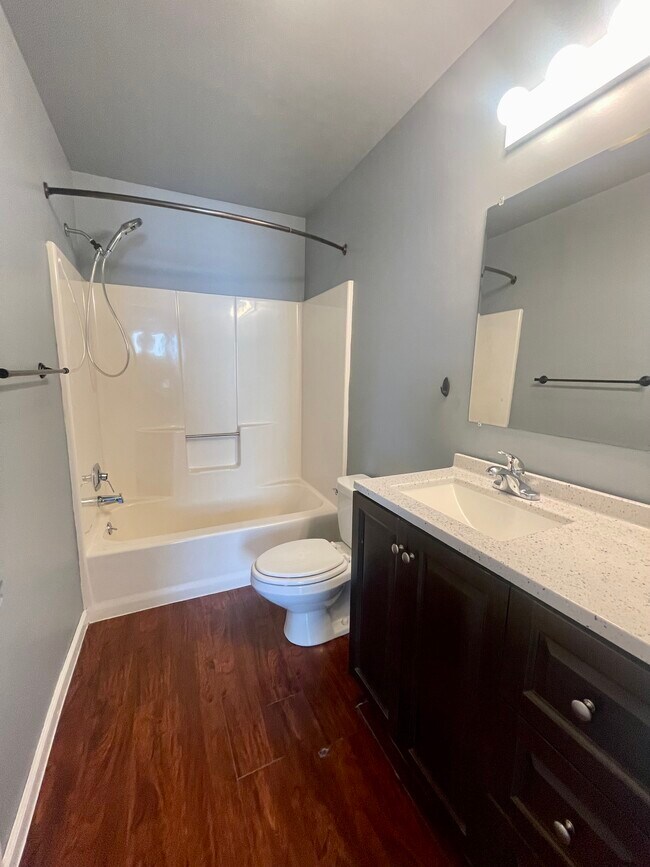 Building Photo - 23 Briarwood Way