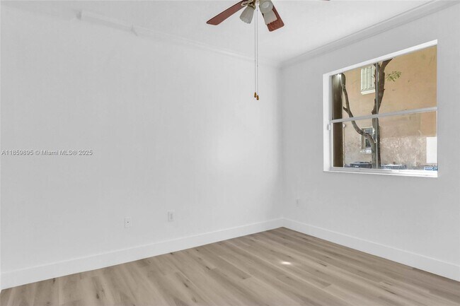 Building Photo - 6670 NW 114th Ave