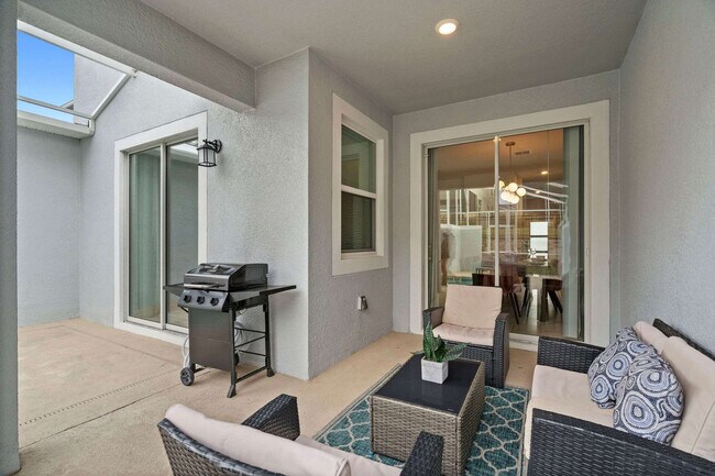 Building Photo - 1074 Splash Shot Pl