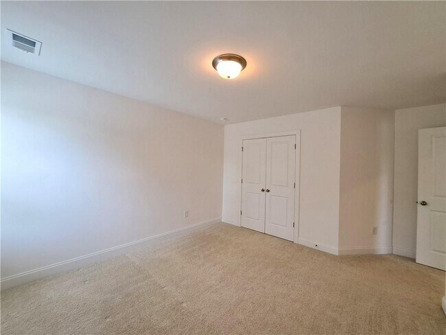 Building Photo - 1104 Hemingford Way