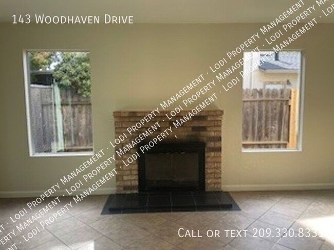 Building Photo - 143 Woodhaven Dr