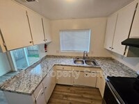 Building Photo - 8611 Acapulco Way