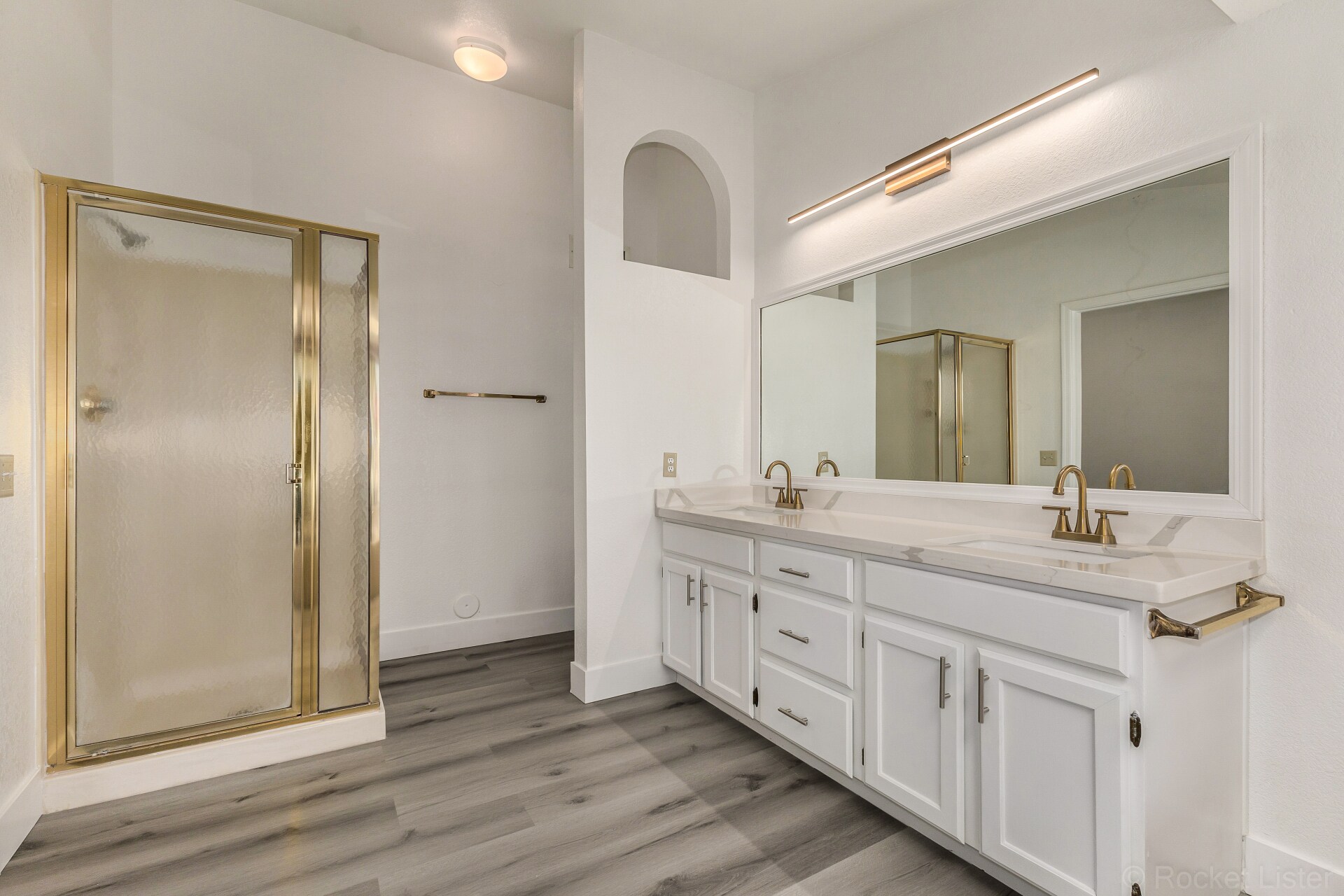 Building Photo - 7608 W McRae Way