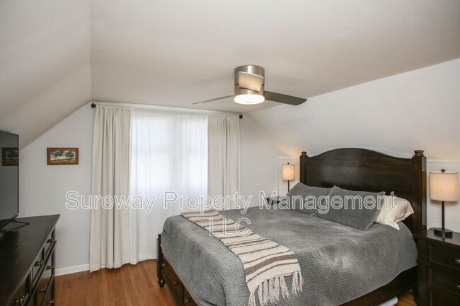 Building Photo - 16 Ridgley St