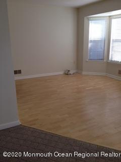 Building Photo - 70 Broadway