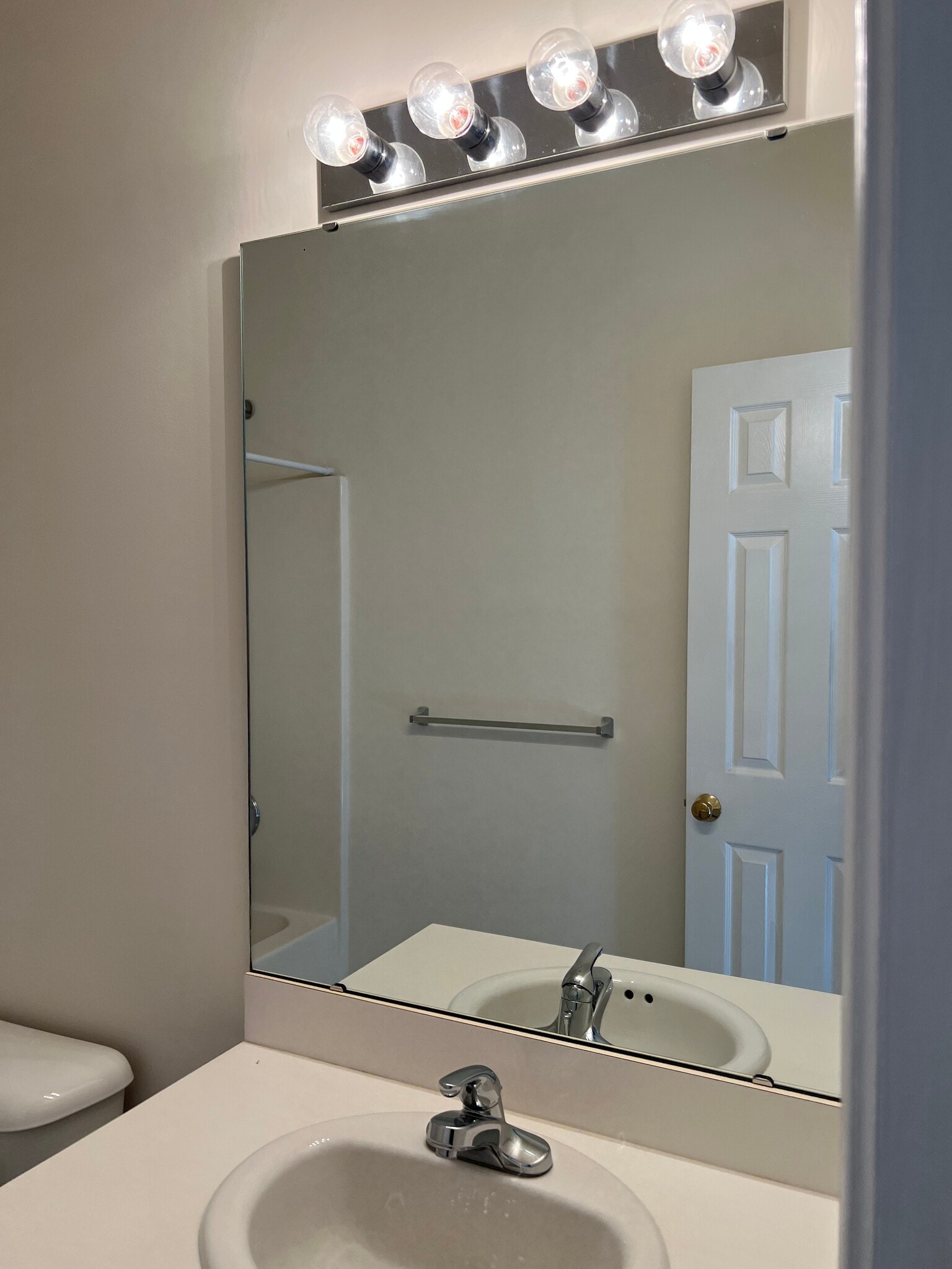 Bathroom - 3302 Whitlock Dr N
