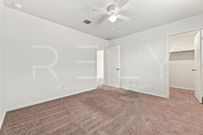 Building Photo - 521 Colonel McNally Cv