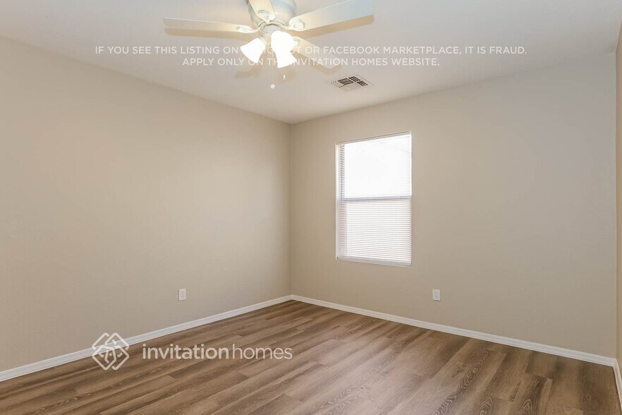 Building Photo - 9537 W Monte Vista Rd