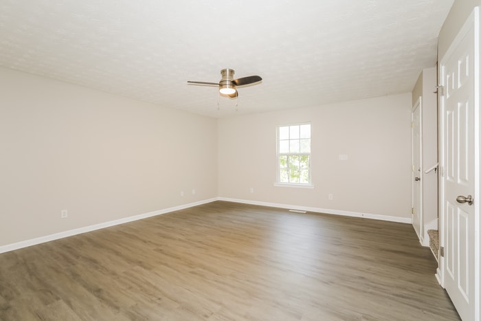 Building Photo - 120 Apache Dr