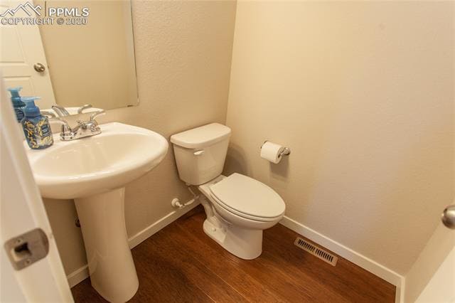 Bath Main #4 of 4 - 6236 John Muir Trl