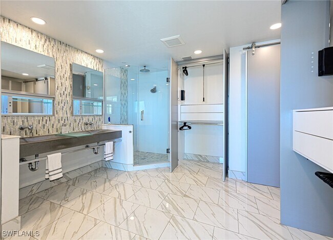 Building Photo - 4975 Bonita Beach Rd SW