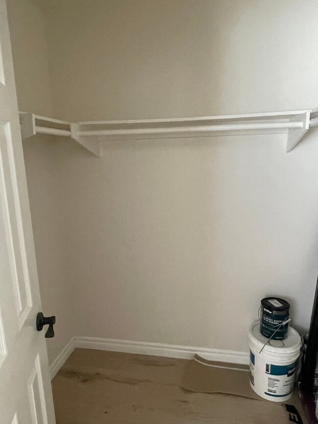 Building Photo - Charming Updated 1 bedroom, 1 bathroom con...