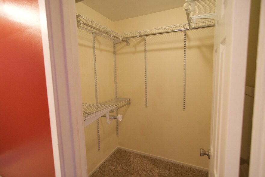 Building Photo - 7718B Lexton Pl