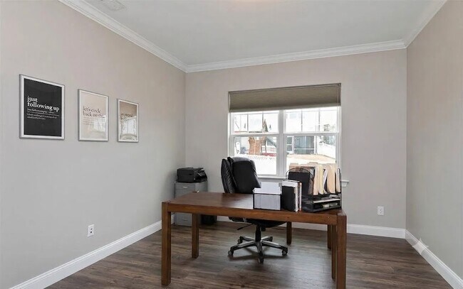 Building Photo - 401 Ivy Arbor Way