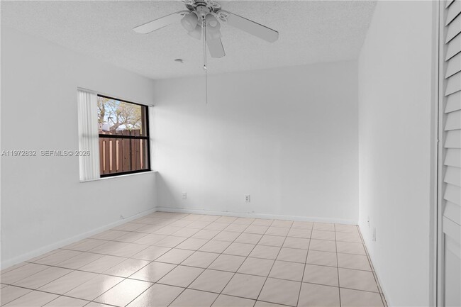 Building Photo - 11522 SW 109th Rd