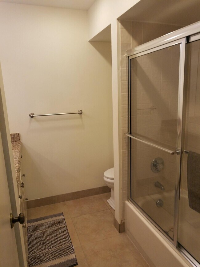 Building Photo - 326 Brackenwood Cir