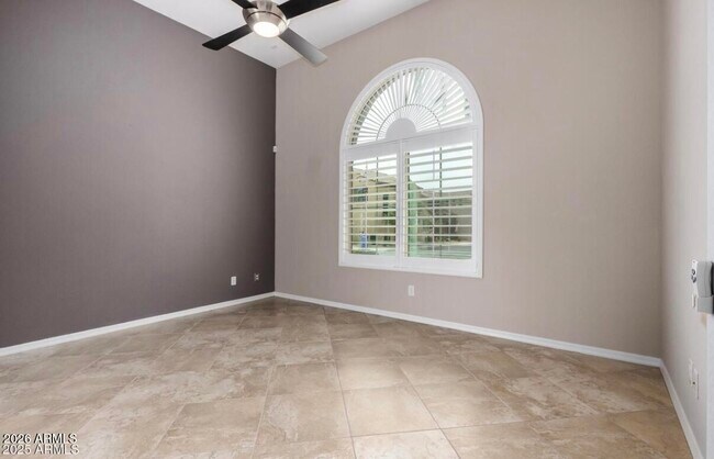 Building Photo - 3660 E Zachary Dr