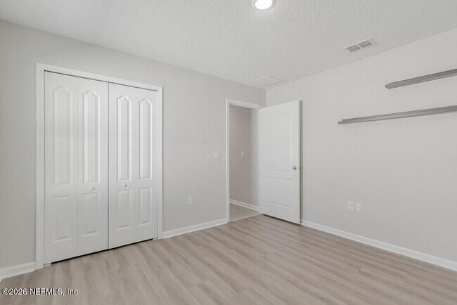 Building Photo - 3131 Little Kern Ln