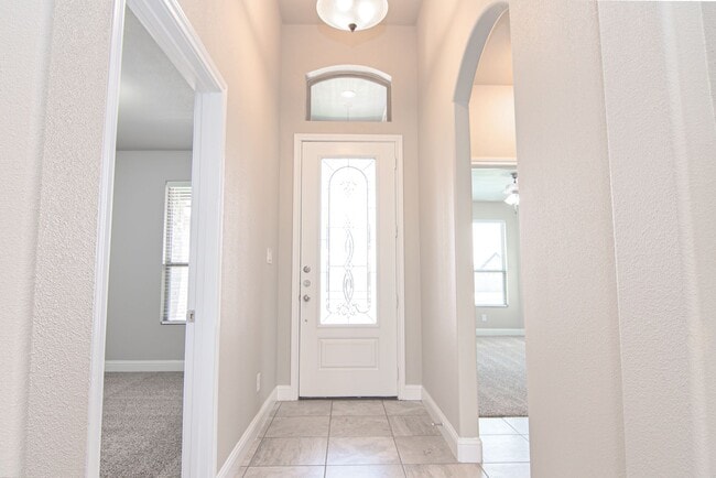 Building Photo - 6014 Sunrise Way