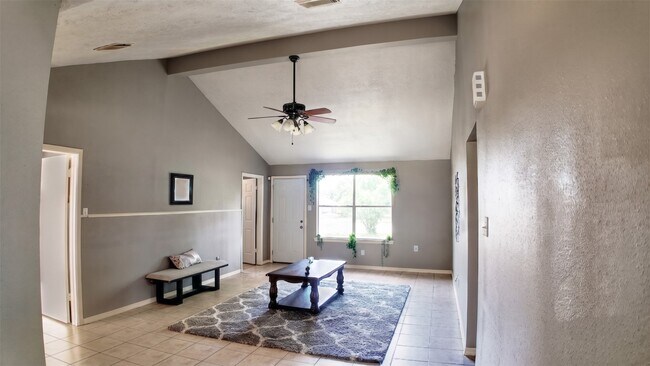 Building Photo - 13624 Sableglen Dr