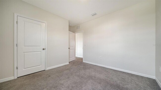 Building Photo - 12732 Lateral Root Dr