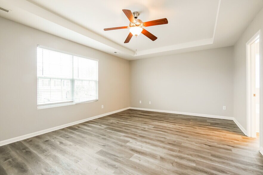 Building Photo - 3728 Amistad Ln