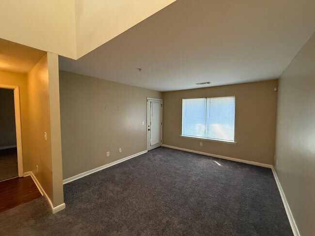Building Photo - 3272 Blazing Pine Knoll