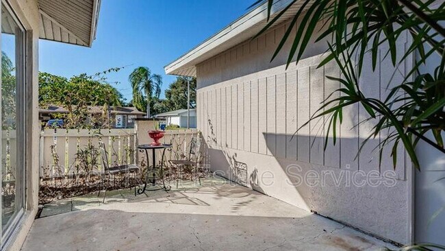 Building Photo - 1017 Amble Ln