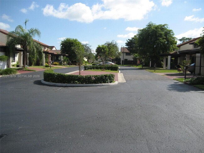 Building Photo - 8853 SW 112th Pl