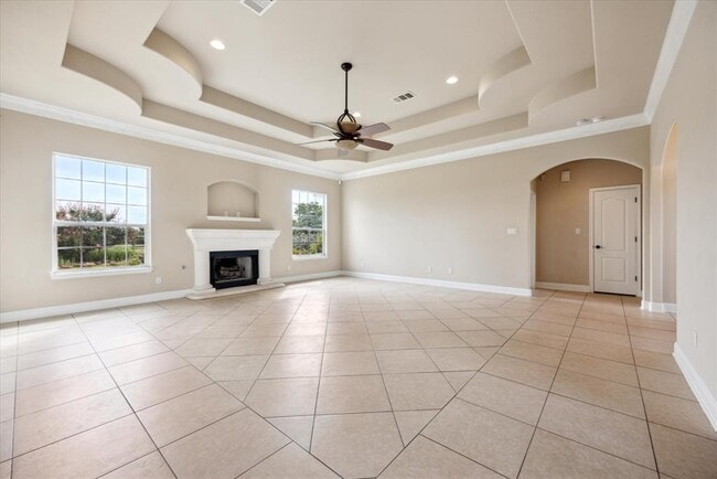 Building Photo - 144 Escondido Dr