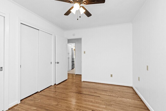 Building Photo - 1510 N San Jacinto St
