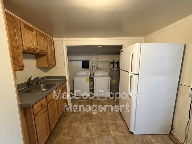 Building Photo - 107 Lafayette Blvd